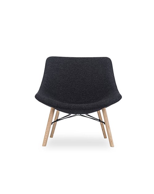 AUKI lounge chair AUKI lounge chair